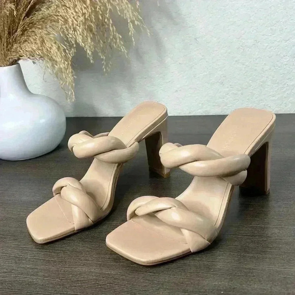 Open Edit Remmy Twist Heeled Sandal - Picture 1 of 10